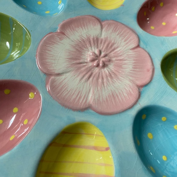 Egg Plate Spring Easter Pastels Floral Ceramic Deviled Egg Plate 8 Sections 10” - Picture 3 of 5
